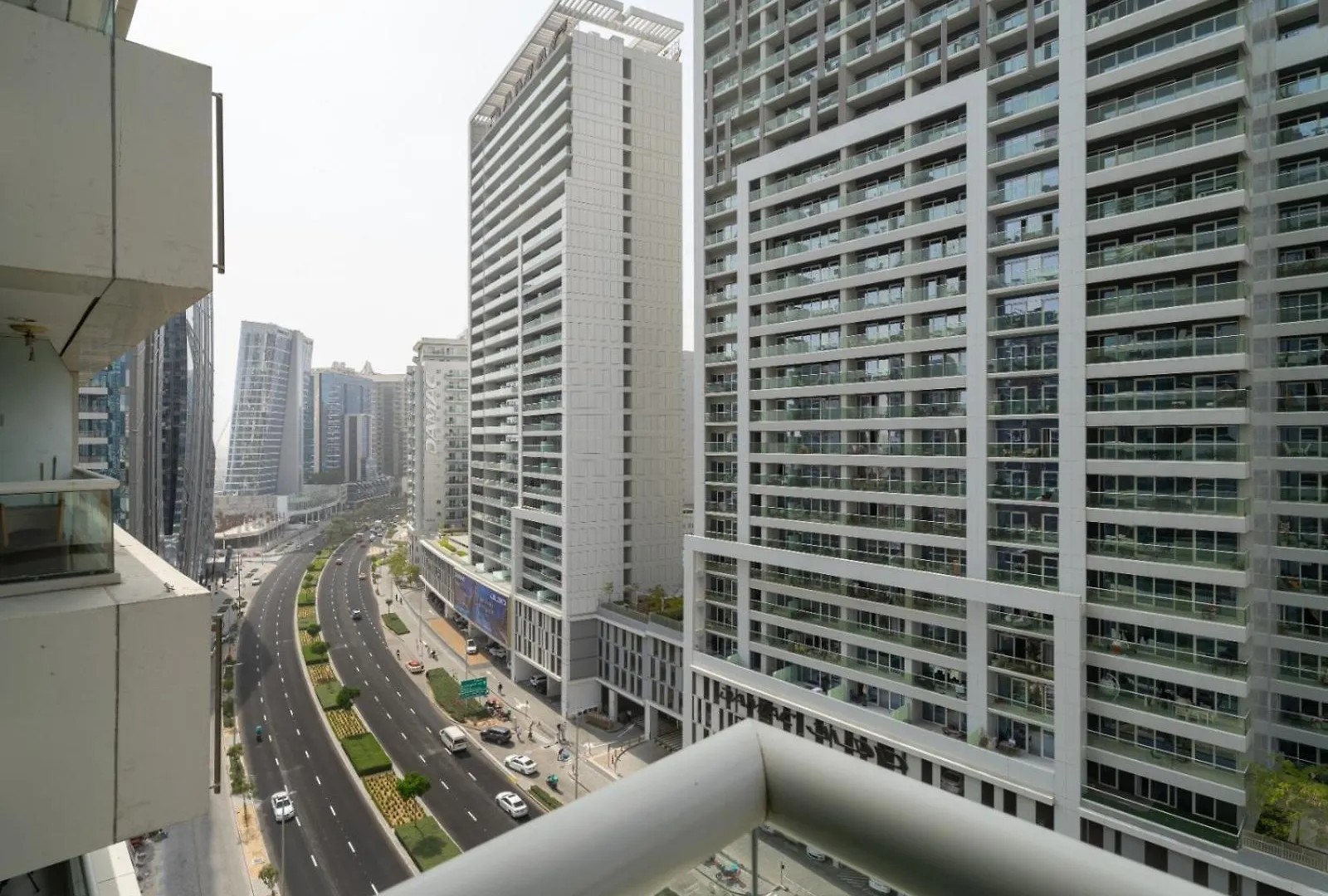 Apartment Comfortable Studio Stay In Damac Maison Canal View - 04 Dubai